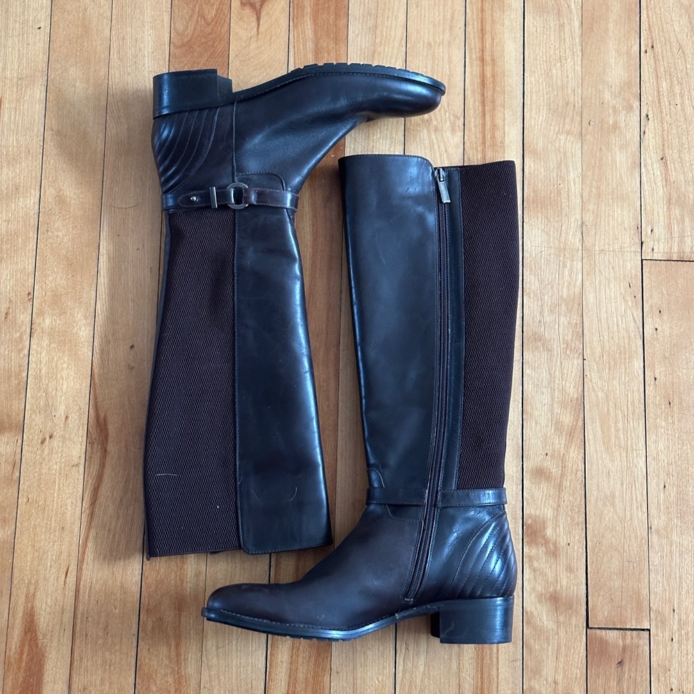 Beautiful Chocolate Brown Aquatalia Leather Stretch Knee High Riding Boot